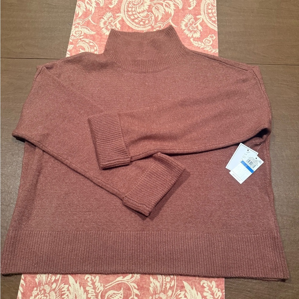 NWT 1. State from Macy's High Neck/Turtleneck Oversized Sweater in Rust